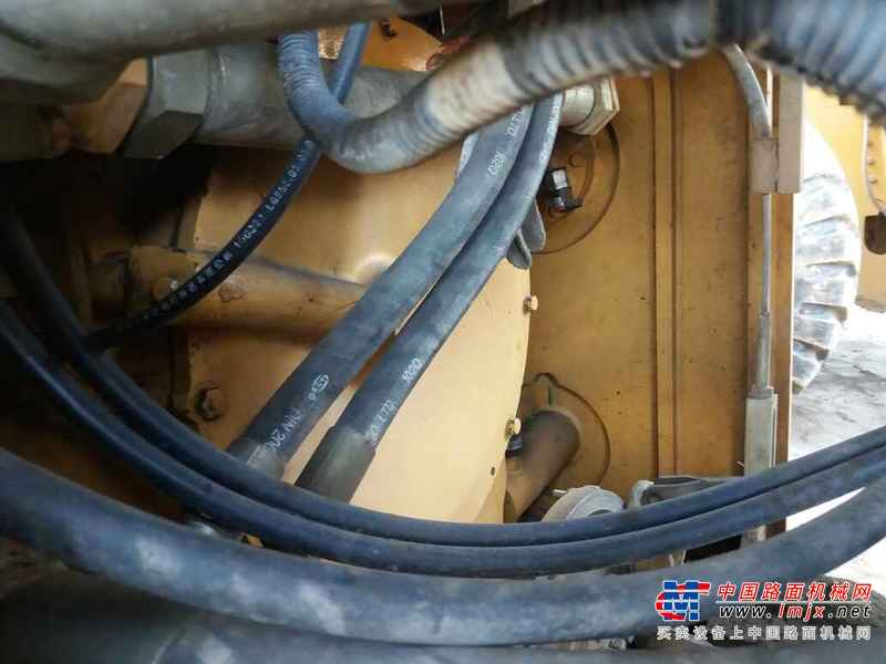 陕西出售转让二手8000小时2010年龙工LG855B装载机