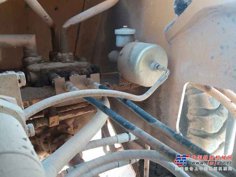 陕西出售转让二手8000小时2011年龙工LG855B装载机