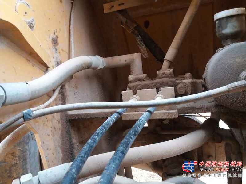 陕西出售转让二手10000小时2009年龙工LG855装载机