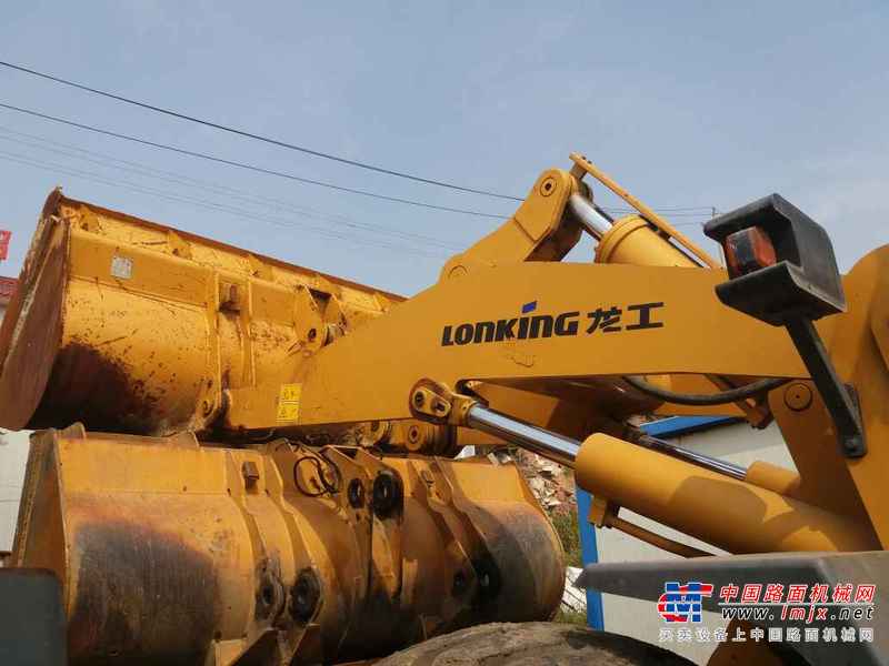 陕西出售转让二手3000小时2014年龙工LG855D装载机