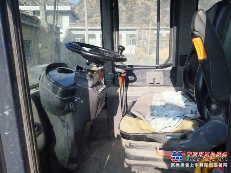 山西出售转让二手2300小时2014年德工DG956装载机