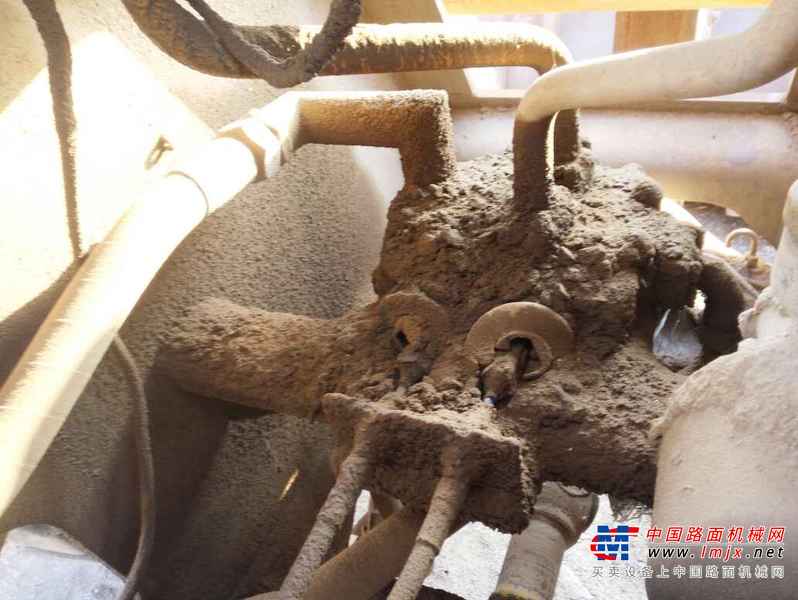 山西出售转让二手5000小时2011年龙工LG855B装载机