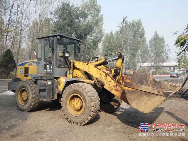 山西出售转让二手3500小时2005年山工ZL30E装载机