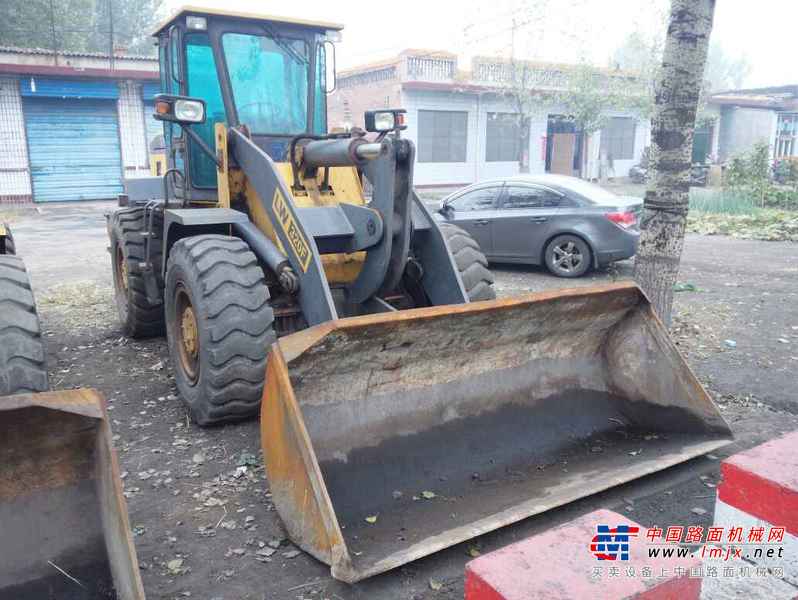 山西出售转让二手6200小时2005年徐工LW320F装载机