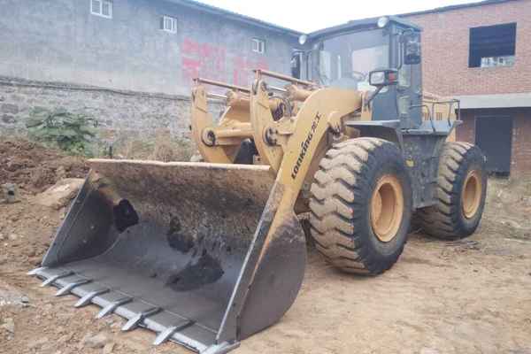 山西出售转让二手3300小时2013年龙工LG850D装载机
