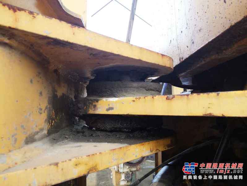 山西出售转让二手4500小时2010年龙工LG855装载机