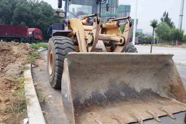 山西出售转让二手3500小时2011年龙工LG850装载机