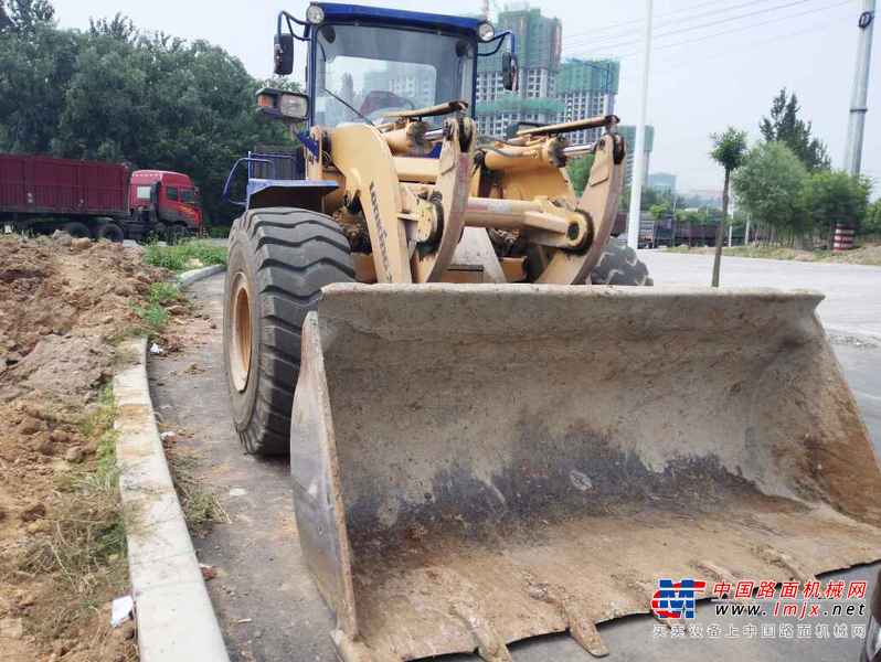 山西出售转让二手3500小时2011年龙工LG850装载机