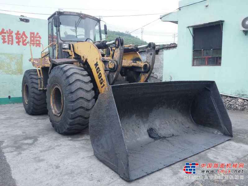 山西出售转让二手5300小时2005年厦工XG951装载机