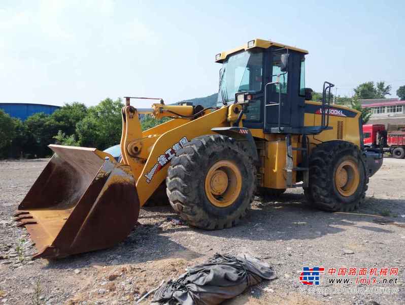 山西出售转让二手2500小时2011年徐工LW500KL装载机
