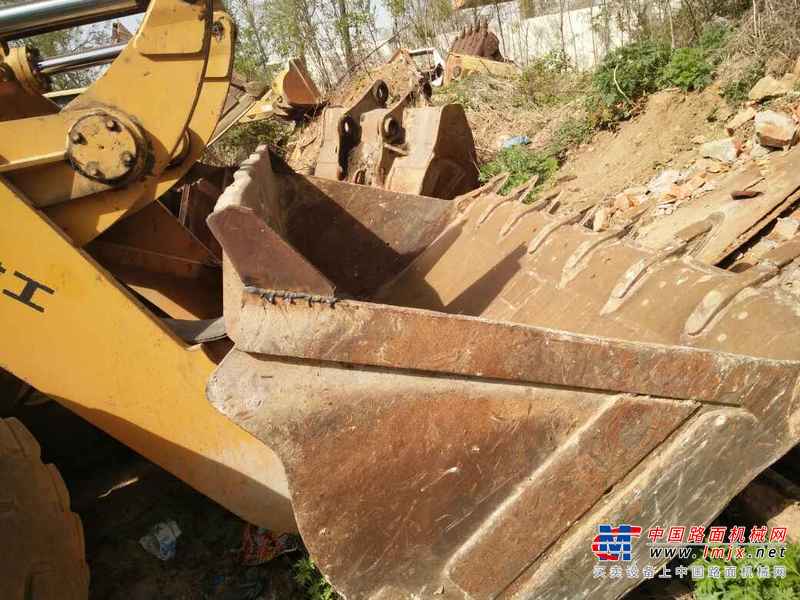 辽宁出售转让二手6000小时2010年龙工LG850装载机