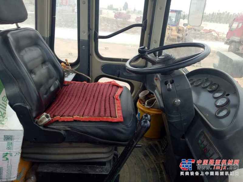 云南出售转让二手5300小时2010年龙工LG850装载机