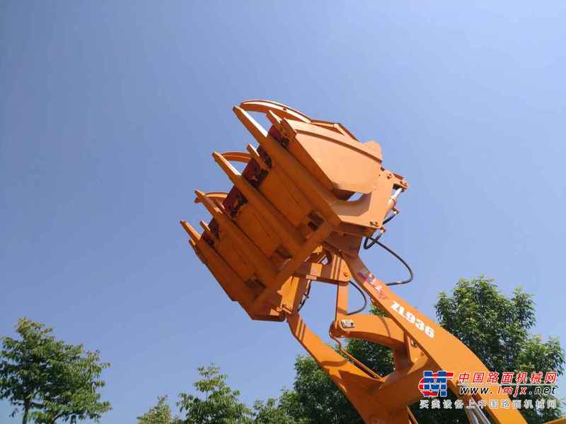 山东出售转让二手1小时2015年青州山工ZL926装载机