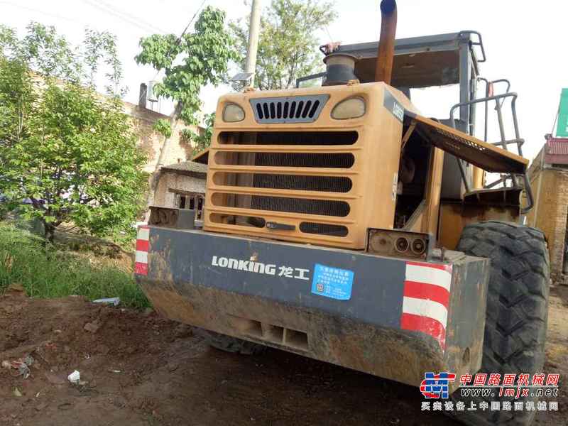 陕西出售转让二手5600小时2010年龙工LG855B装载机