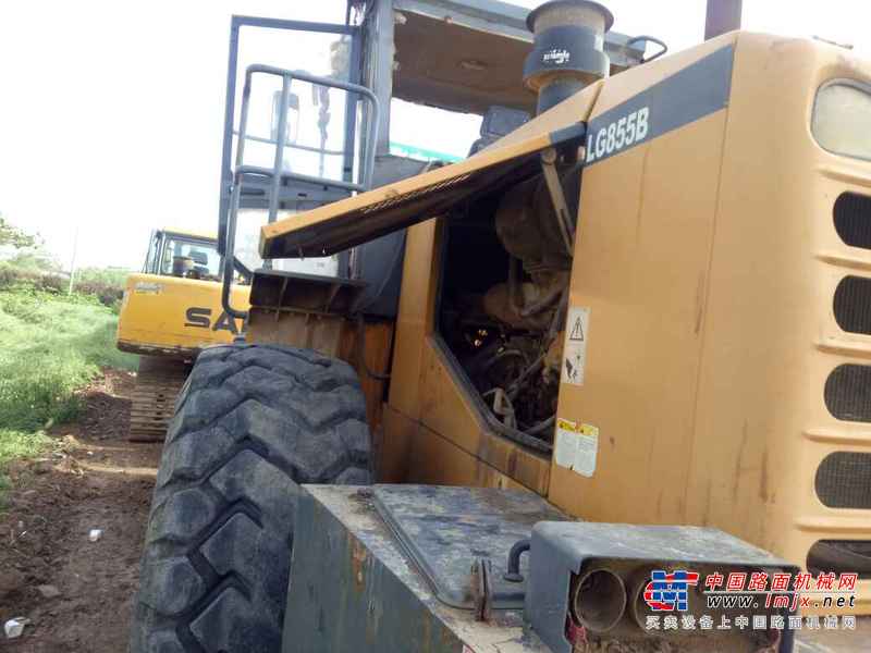 陕西出售转让二手5600小时2010年龙工LG855B装载机