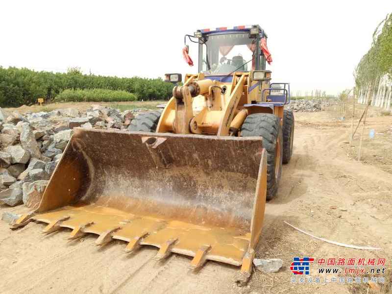 宁夏出售转让二手5000小时2009年龙工LG855装载机
