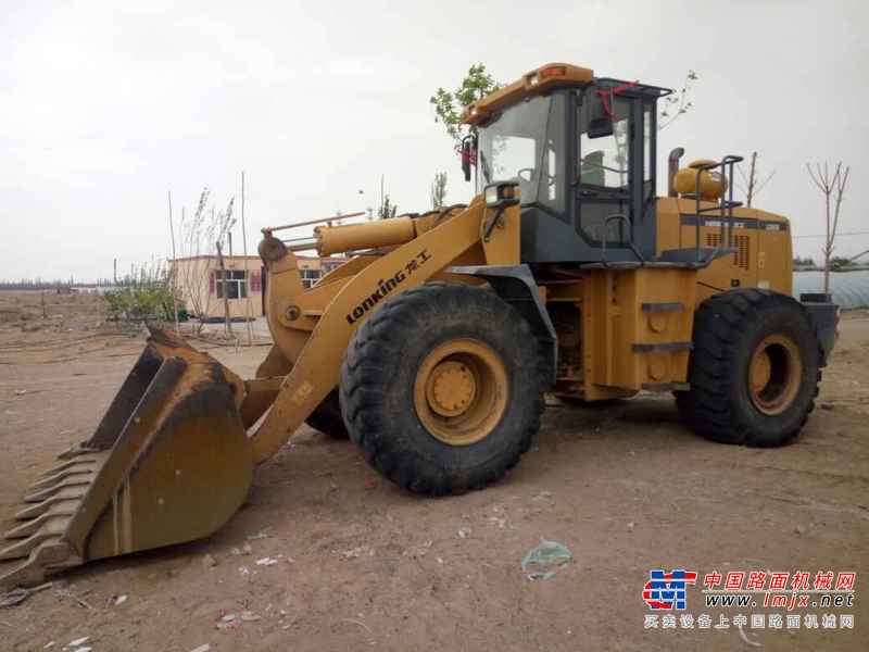 内蒙古出售转让二手6000小时2011年龙工LG855D装载机
