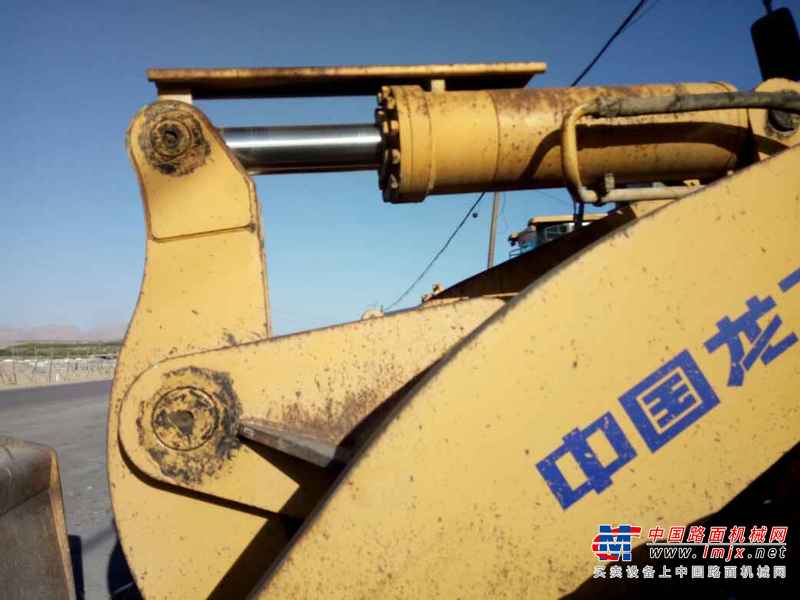 内蒙古出售转让二手11000小时2008年龙工LG855装载机