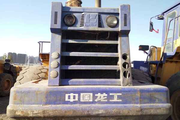 内蒙古出售转让二手11000小时2008年龙工LG855装载机