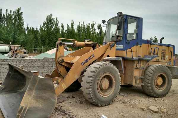 河北出售转让二手6000小时2007年龙工LG833装载机
