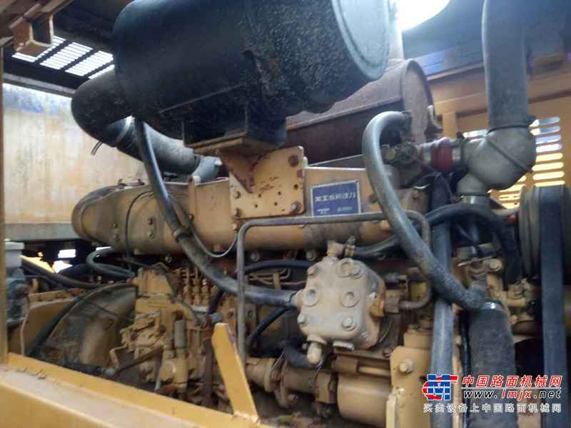 广西出售转让二手8000小时2010年龙工LG855装载机