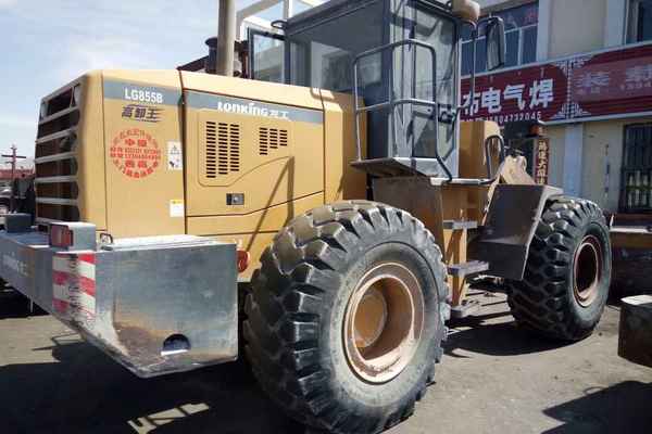 内蒙古出售转让二手6000小时2011年龙工LG855B装载机