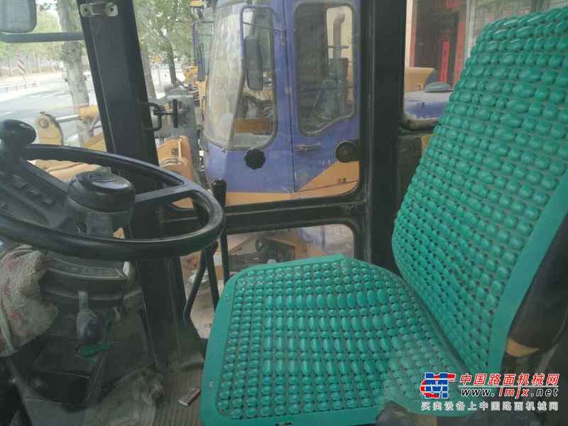 山东出售转让二手3000小时2011年山工SEM652B装载机