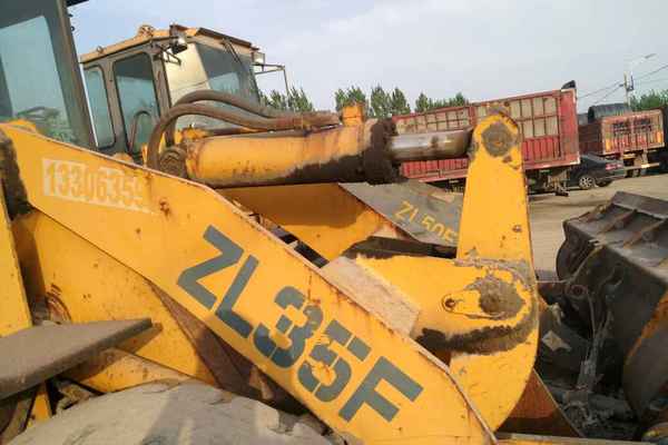 山东出售转让二手10000小时2004年泰安龙泰ZL35F装载机