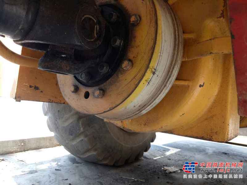 广东出售转让二手5300小时2013年柳工CLG855装载机
