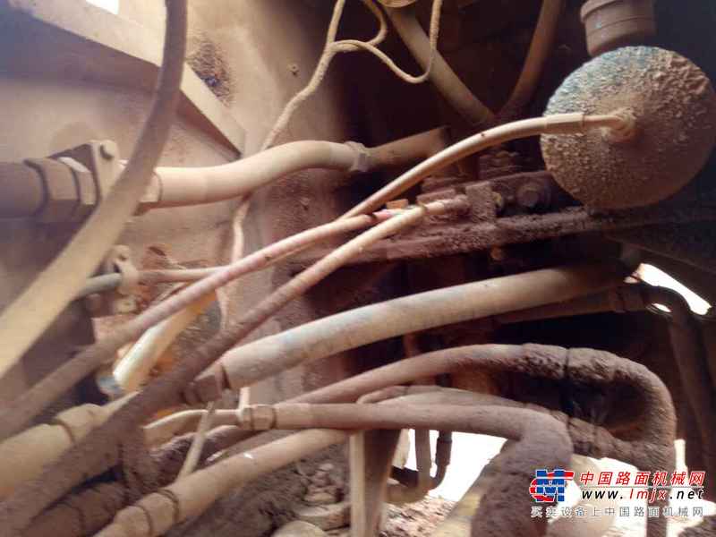 云南出售转让二手8600小时2009年龙工LG855装载机