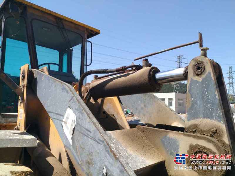山东出售转让二手8000小时2009年徐工LW320F装载机
