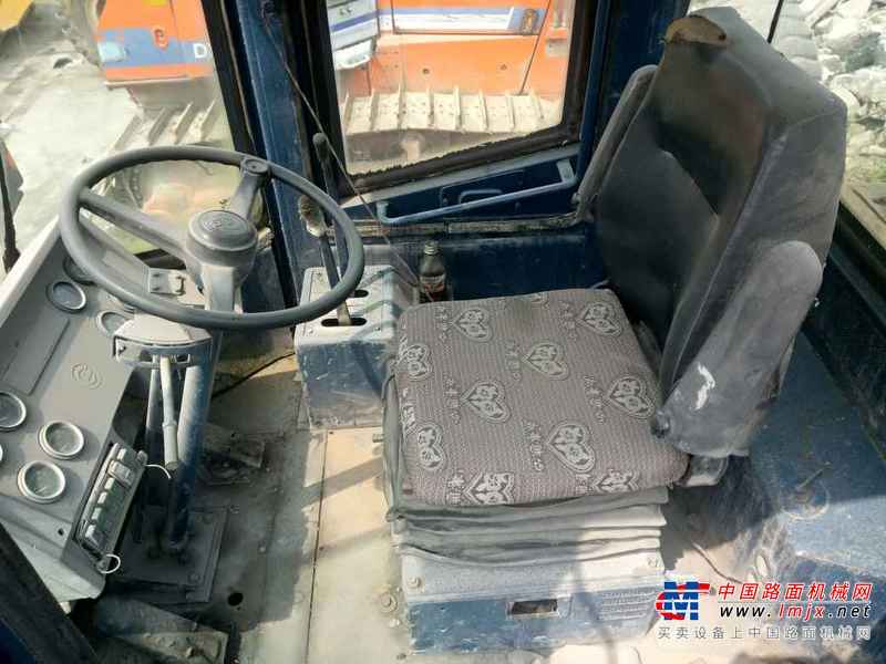 贵州出售转让二手13800小时2005年柳工CLG852装载机