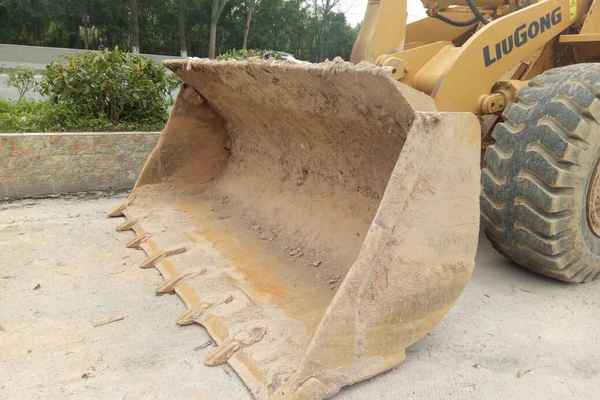 广东出售转让二手8500小时2011年柳工ZL50C装载机