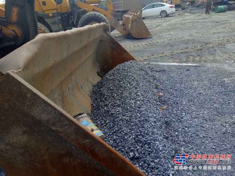 江西出售转让二手9500小时2012年龙工LG853装载机