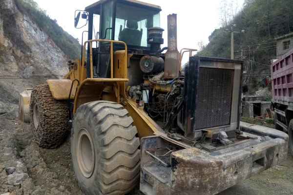 贵州出售转让二手3800小时2011年成工CG955装载机