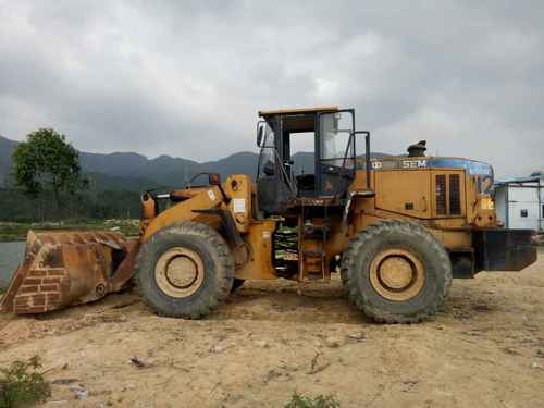 广东出售转让二手6300小时2010年山工SEM650B装载机