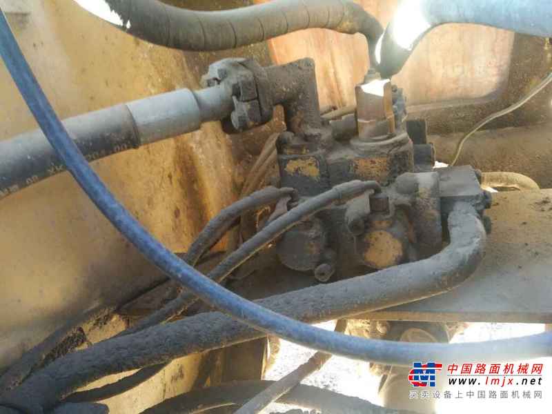 山东出售转让二手2500小时2009年山工SEM956装载机