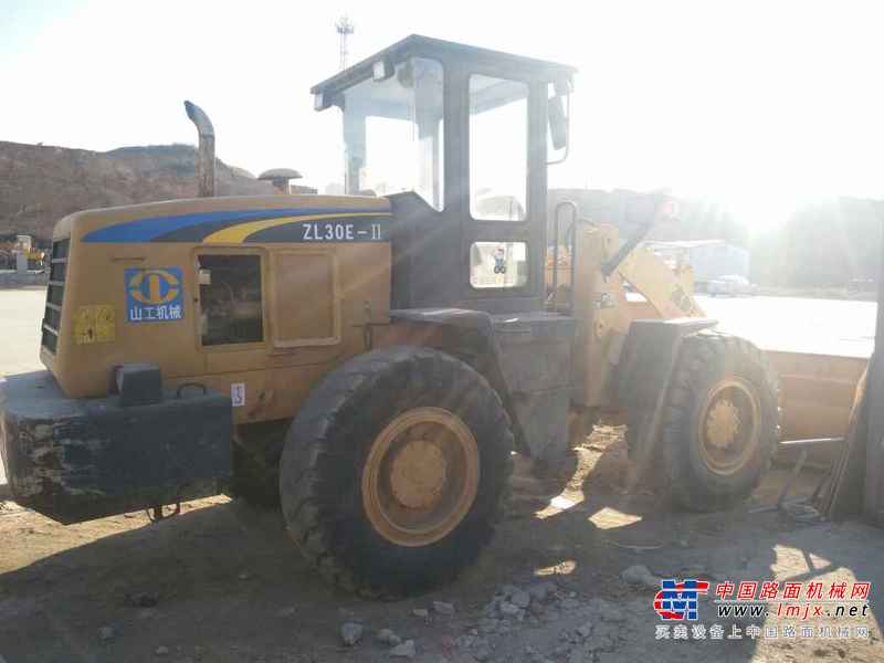 山东出售转让二手2000小时2012年山工ZL30E装载机