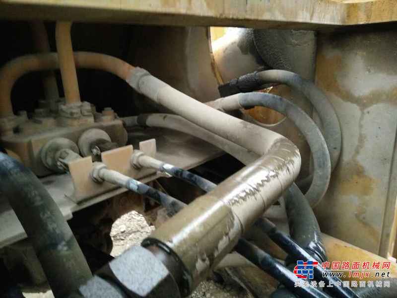 河北出售转让二手5600小时2010年龙工LG833装载机