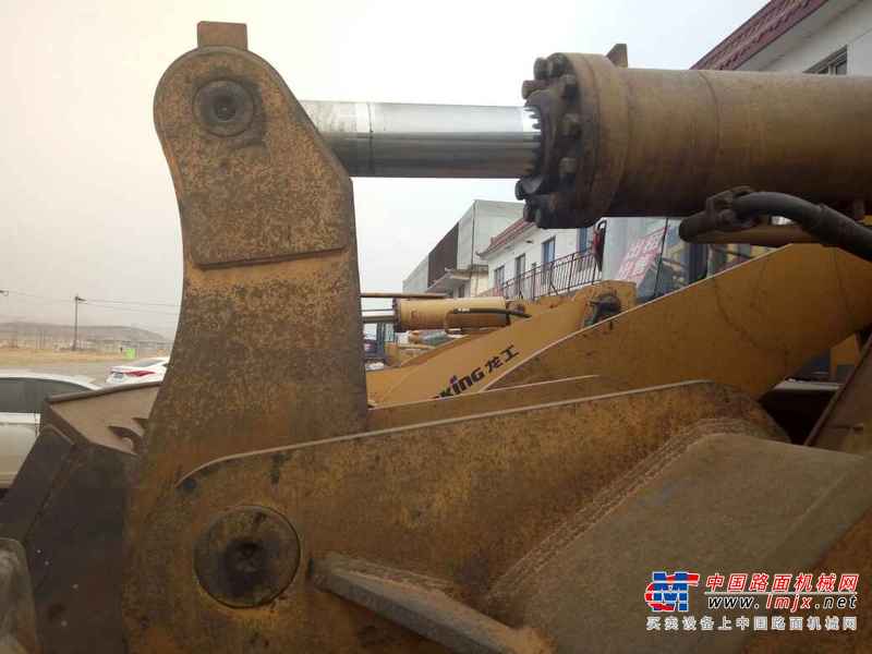 内蒙古出售转让二手8000小时2010年龙工LG855B装载机
