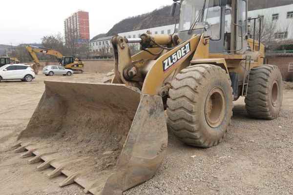 陕西出售转让二手8000小时2010年成工CG955装载机