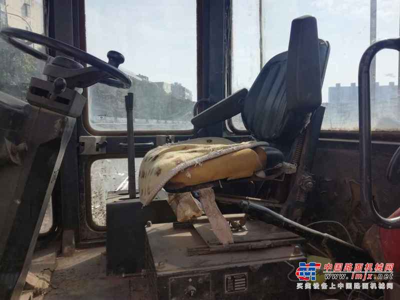 河南出售转让二手2300小时2010年柳工CLG836装载机