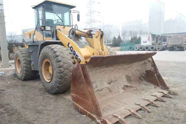 山东出售转让二手3000小时2010年临工LG953装载机
