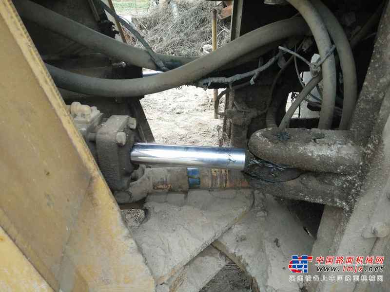 陕西出售转让二手8000小时2006年柳工ZL856装载机