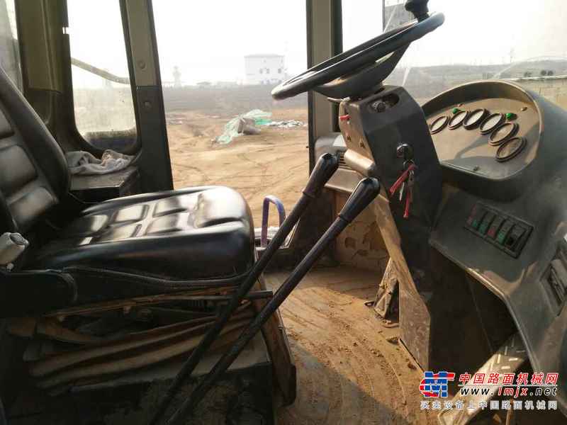 山东出售转让二手3780小时2009年龙工LG855装载机