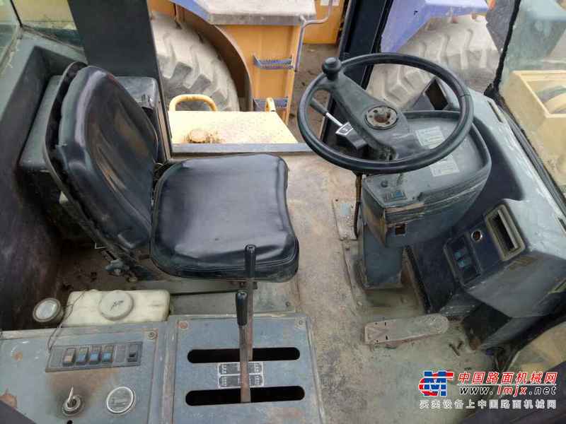 广东出售转让二手5300小时2014年柳工CLG855装载机