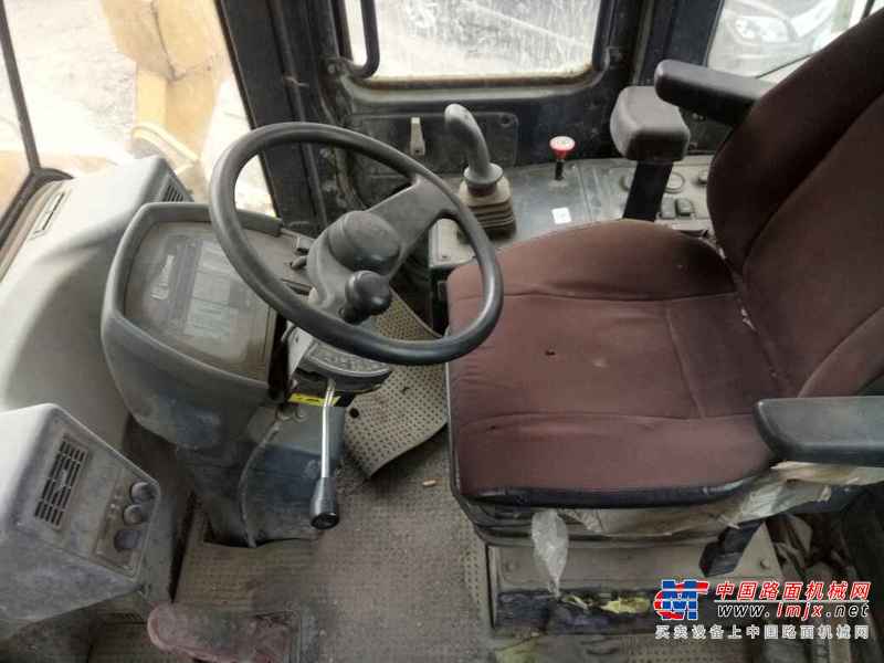 贵州出售转让二手3000小时2012年柳工CLG835装载机