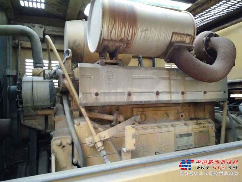 甘肃出售转让二手11000小时2006年龙工LG855装载机