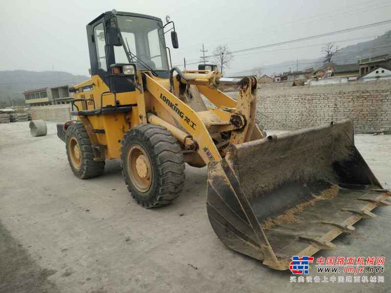甘肃出售转让二手3000小时2011年龙工LG825装载机