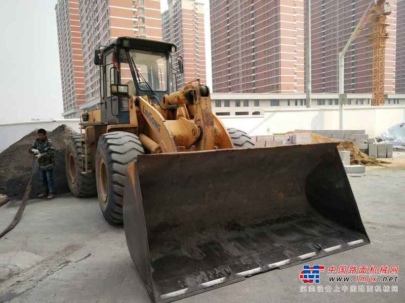 湖北出售转让二手5000小时2011年柳工CLG855装载机